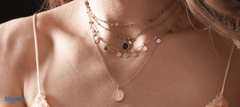 the art of choosing the perfect necklace