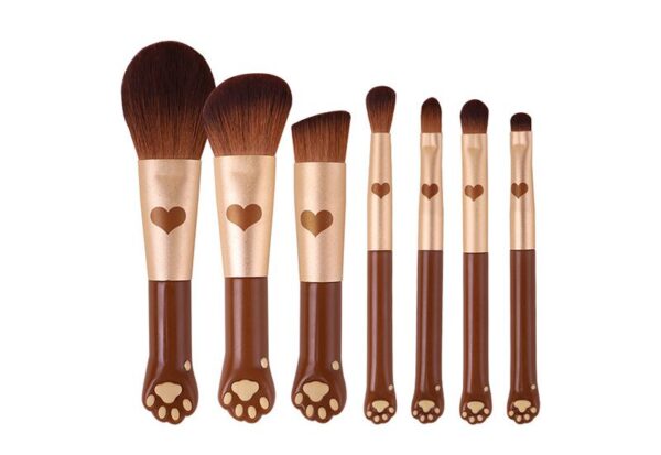 7 Piece Bear Paw Brush Set