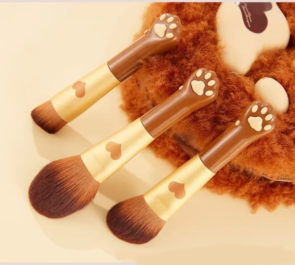 7 Piece Bear Paw Brush Set3a